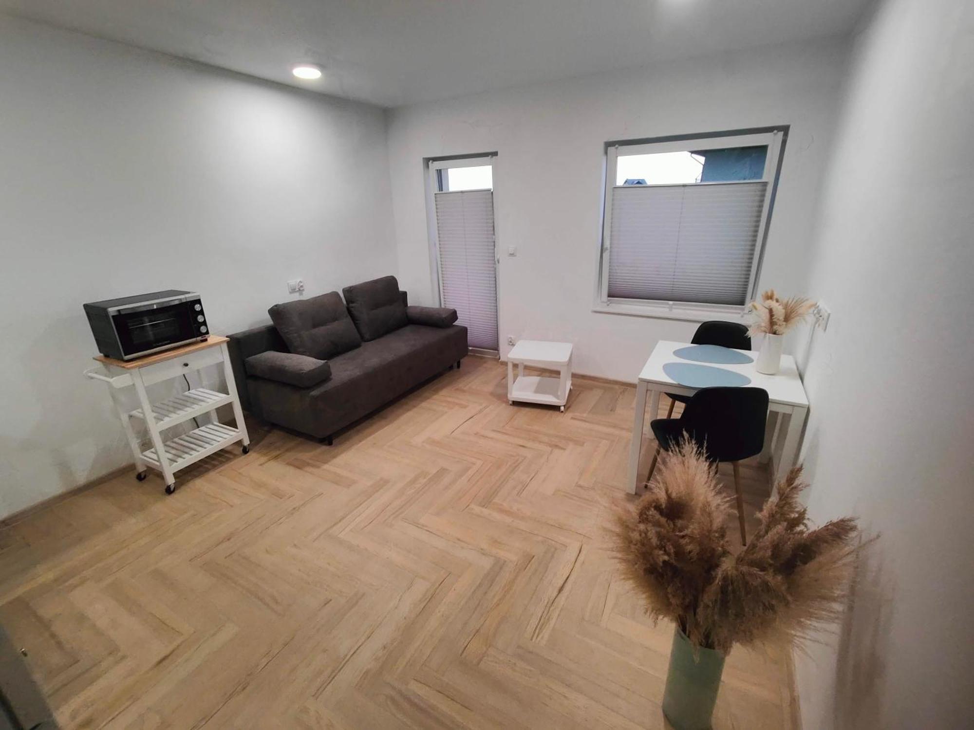 Turkusowa Apartment Mosty Bagian luar foto