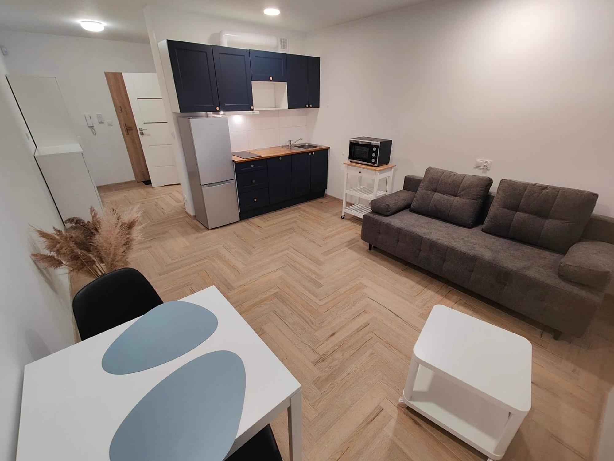 Turkusowa Apartment Mosty Bagian luar foto