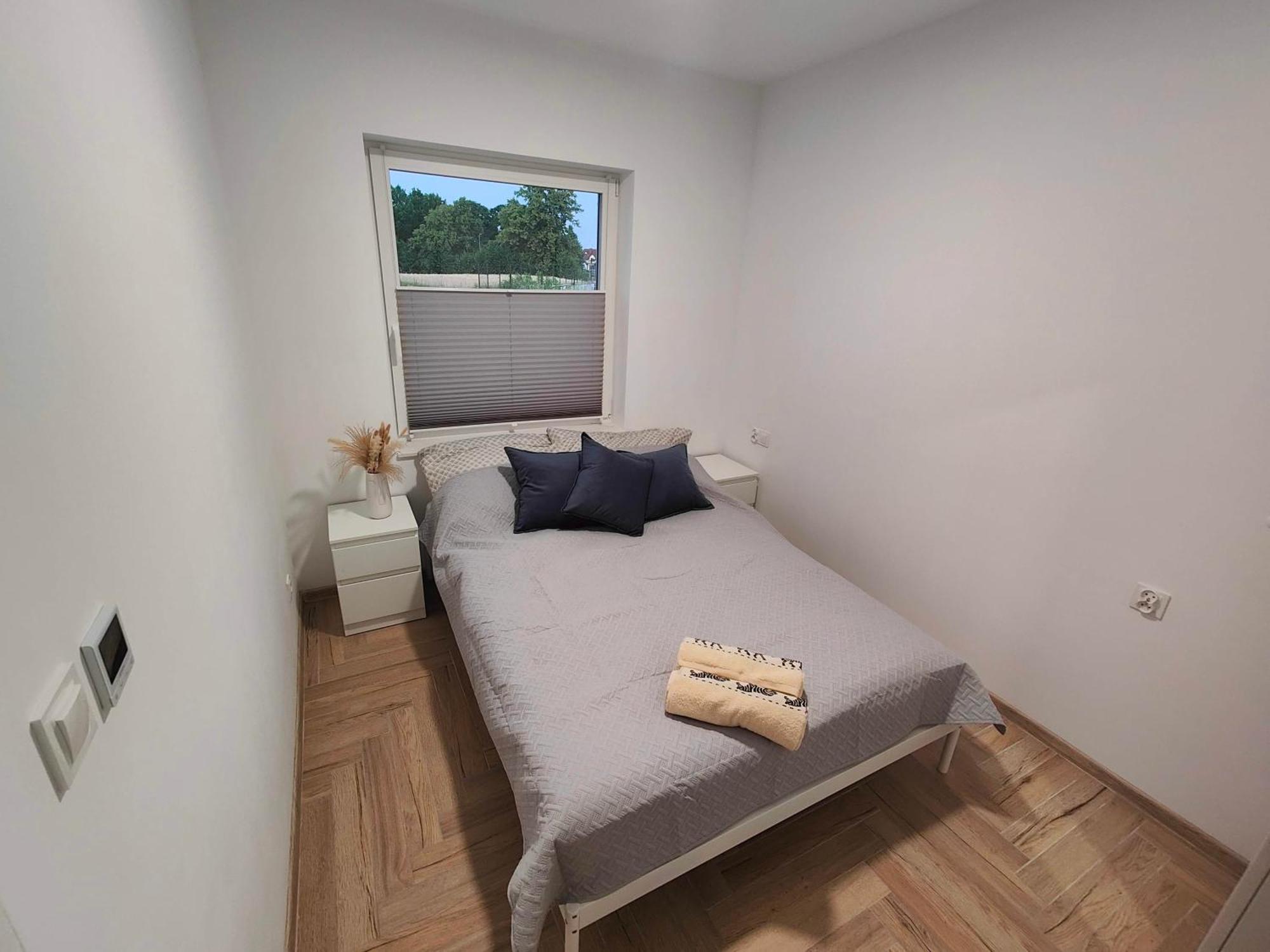 Turkusowa Apartment Mosty Bagian luar foto